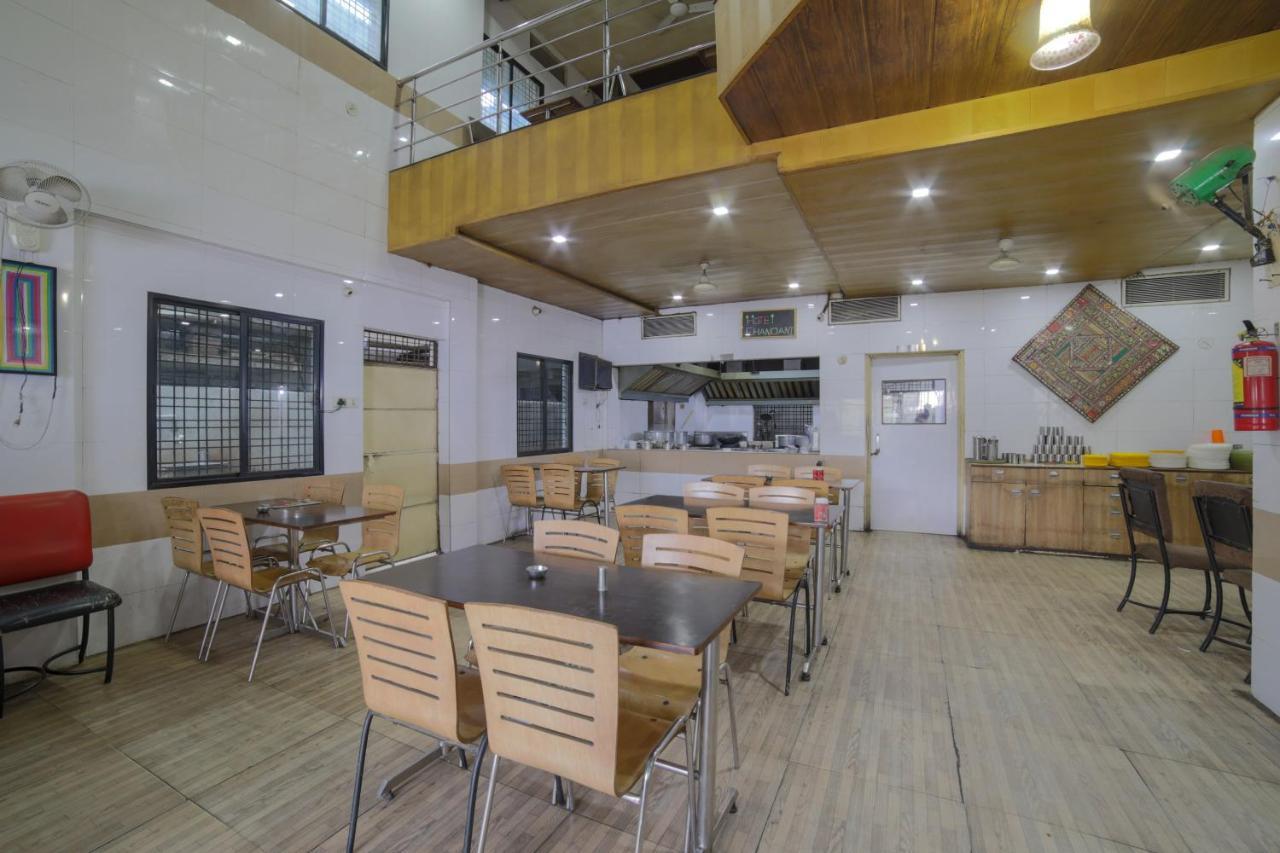 Oyo Flagship Hotel Chandani Raipur  Экстерьер фото